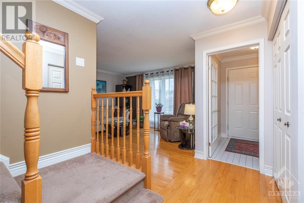 3350 Descotes Circle, Rockland, Ontario  K4K 1A7 - Photo 2 - 1366452