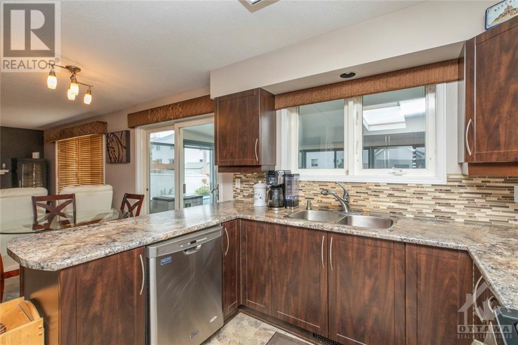 3350 Descotes Circle, Rockland, Ontario  K4K 1A7 - Photo 9 - 1366452