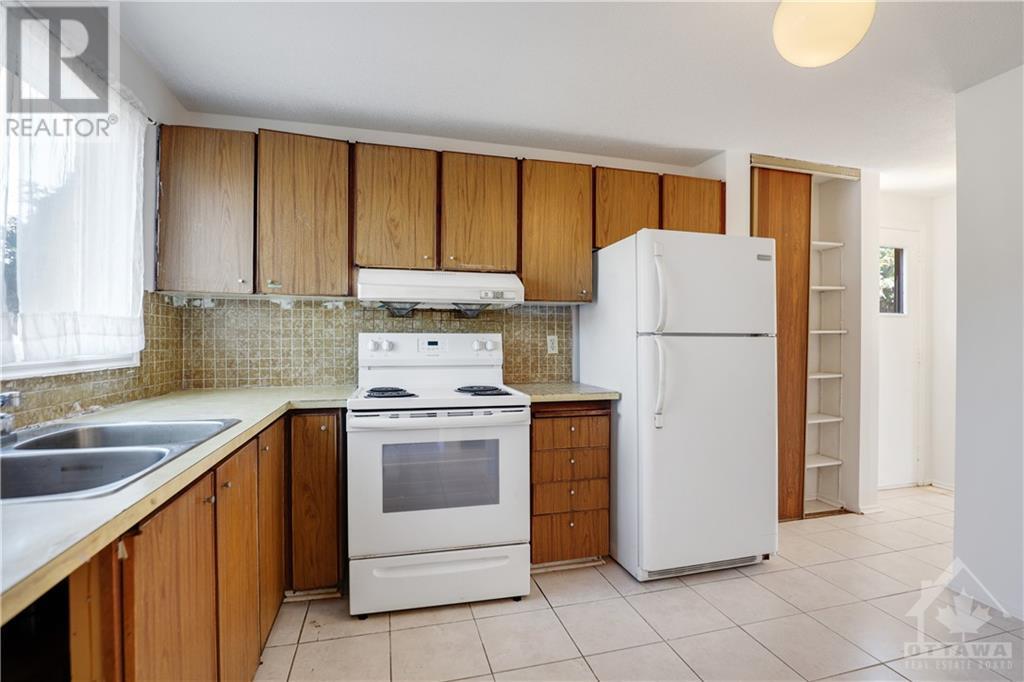 6 Kidgrove Gardens, Ottawa, Ontario  K2G 3W3 - Photo 6 - 1355614