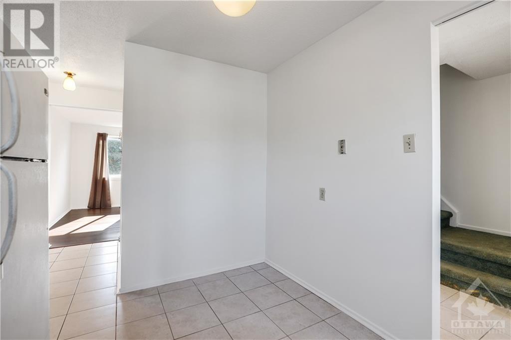 6 Kidgrove Gardens, Ottawa, Ontario  K2G 3W3 - Photo 8 - 1355614
