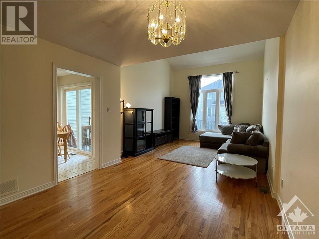 16 Gray Crescent, Ottawa, Ontario  K2K 3J5 - Photo 10 - 1366572