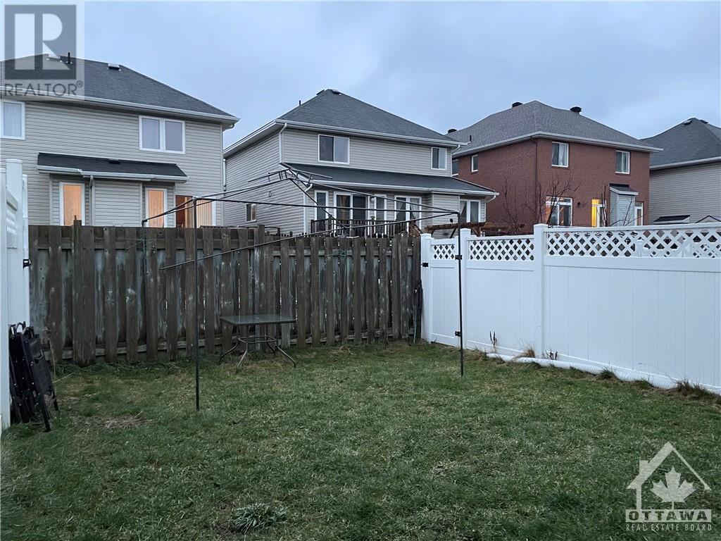 16 Gray Crescent, Ottawa, Ontario  K2K 3J5 - Photo 19 - 1366572