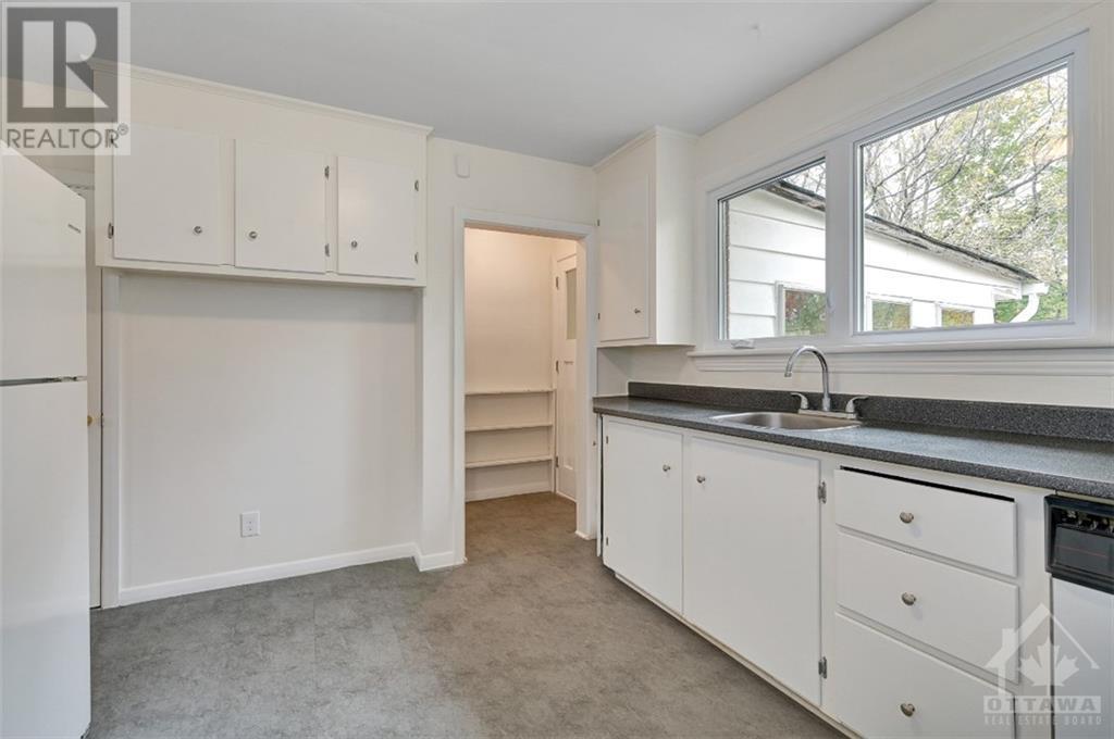 25 Mowat Street, Ottawa, Ontario  K1J 6R1 - Photo 12 - 1366134
