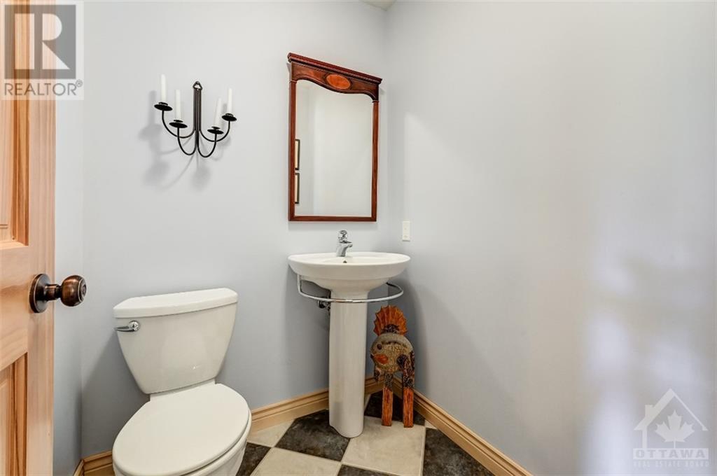 4395 Sarsfield Road, Navan, Ontario  K4B 1J1 - Photo 19 - 1366799