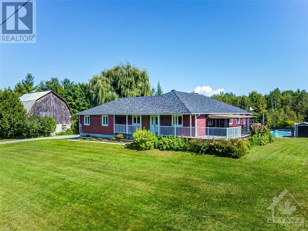 4395 Sarsfield Road, Navan, Ontario  K4B 1J1 - Photo 3 - 1366799