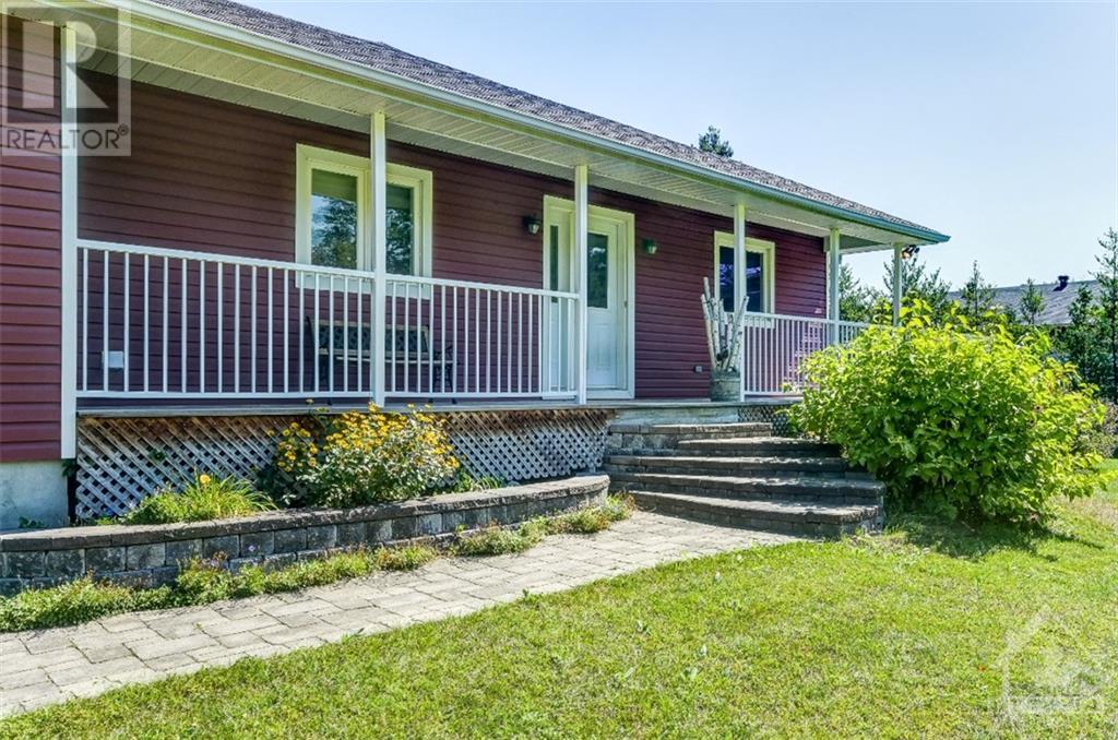 4395 Sarsfield Road, Navan, Ontario  K4B 1J1 - Photo 4 - 1366799