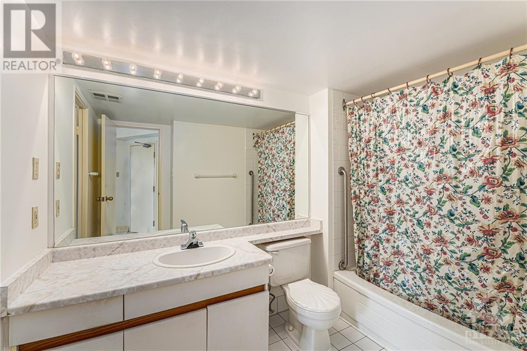 545 St Laurent Boulevard Unit#1801, Ottawa, Ontario  K1K 4H9 - Photo 9 - 1366911