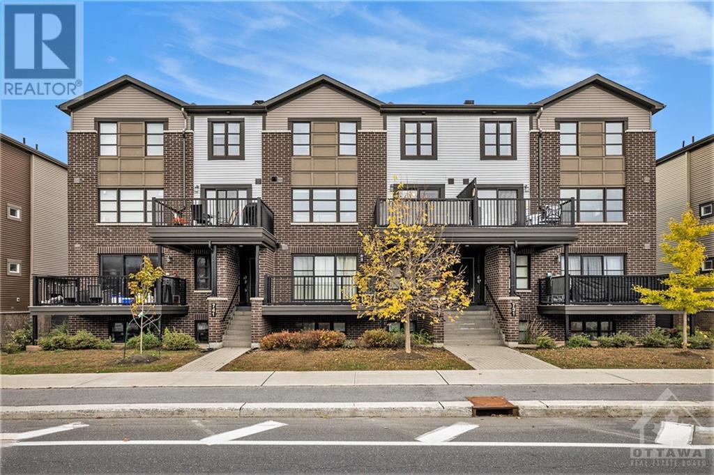 735 CHAPMAN MILLS DRIVE, ottawa, Ontario