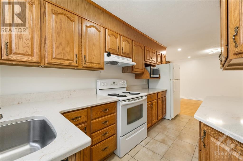 1245 Cameo Drive, Ottawa, Ontario  K2C 1Y9 - Photo 11 - 1364377
