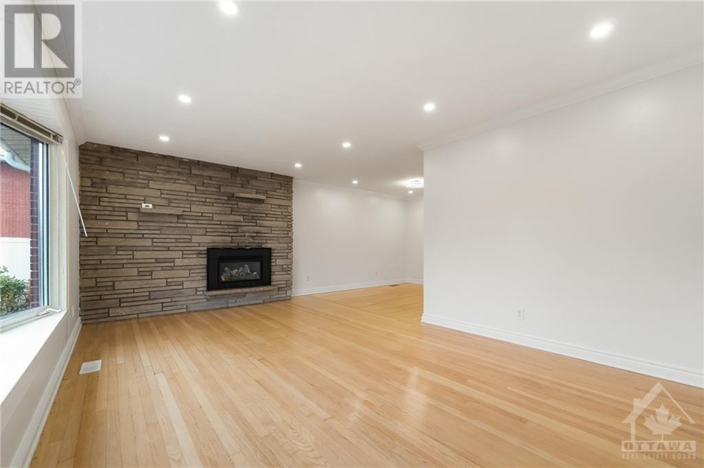 1245 Cameo Drive, Ottawa, Ontario  K2C 1Y9 - Photo 3 - 1364377