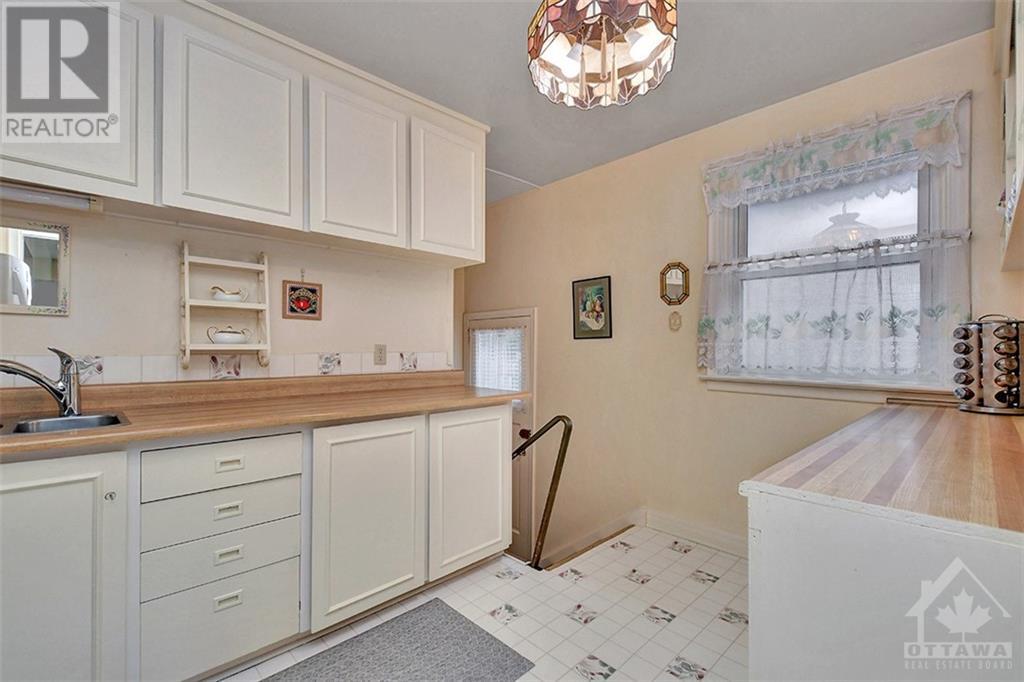 1590 Kilborn Avenue, Ottawa, Ontario  K1H 6M5 - Photo 7 - 1366819