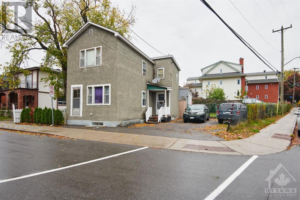321 SAVARD AVENUE, ottawa, Ontario