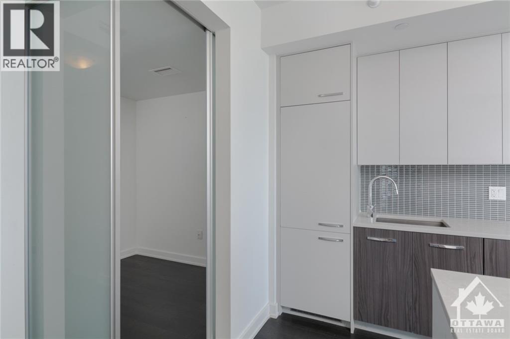 111 Champagne Avenue Unit#1803, Ottawa, Ontario  K1S 4P4 - Photo 8 - 1367042
