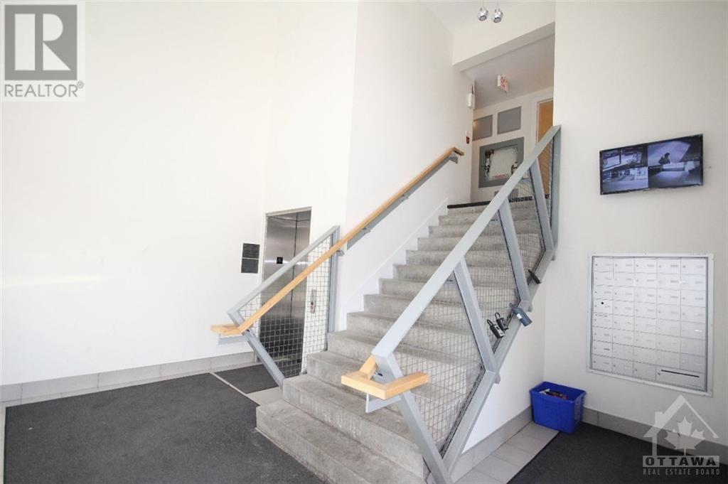 360 Cumberland Street Unit#301, Ottawa, Ontario  K1N 0B1 - Photo 3 - 1367038