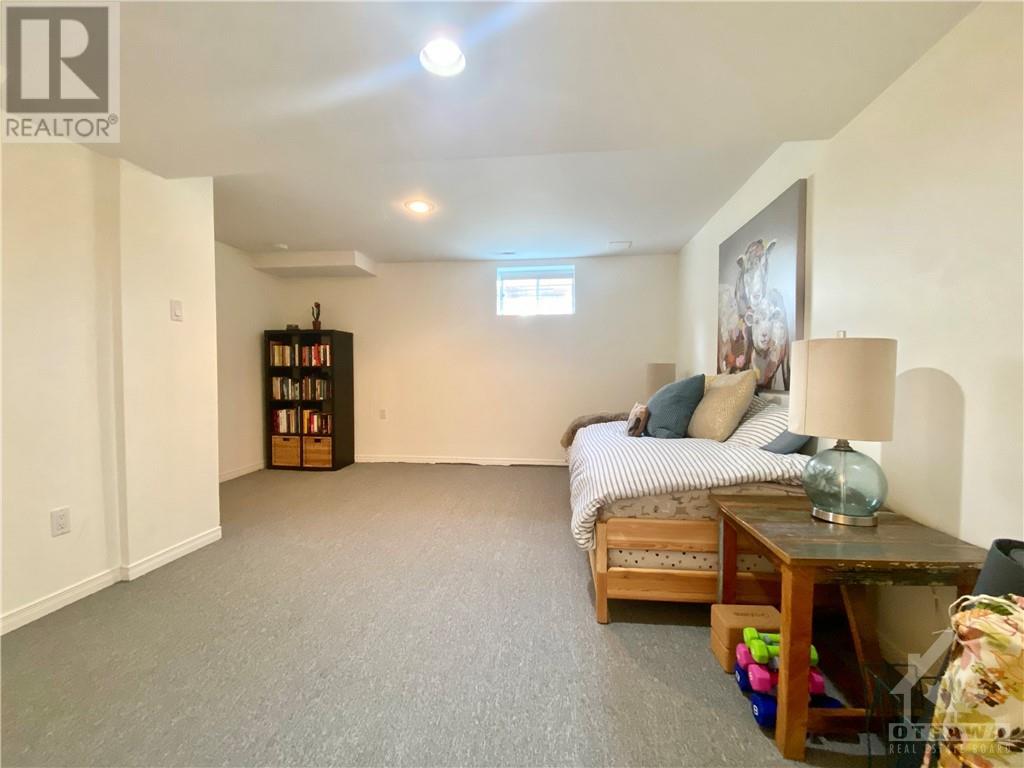 7 Bertrand Street, Ottawa, Ontario  K1M 1Y3 - Photo 8 - 1367037