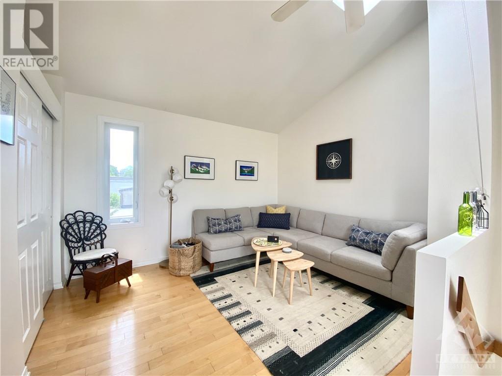 7 Bertrand Street, Ottawa, Ontario  K1M 1Y3 - Photo 9 - 1367037
