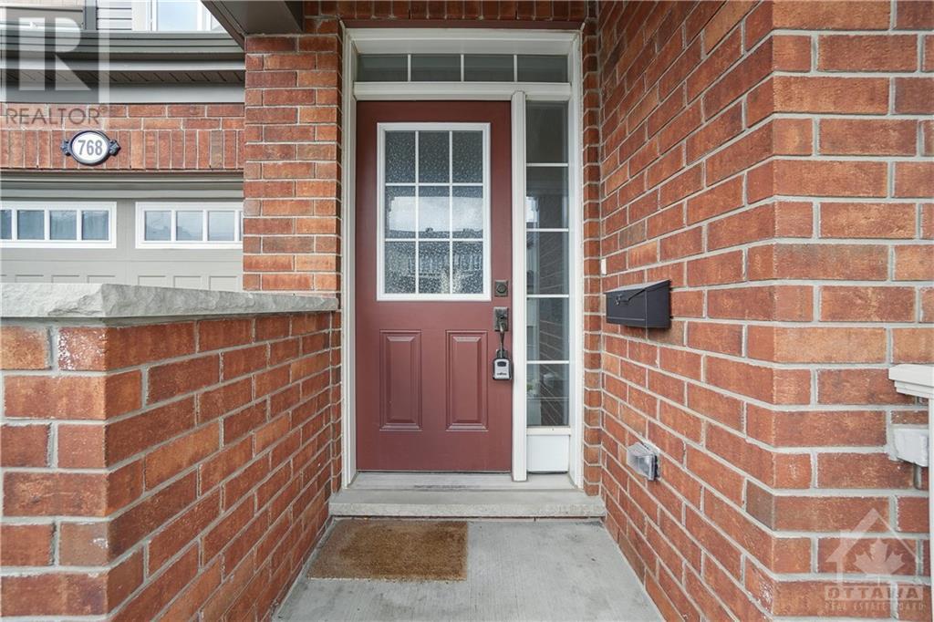 768 Maloja Way, Ottawa, Ontario  K2S 0N7 - Photo 2 - 1366818