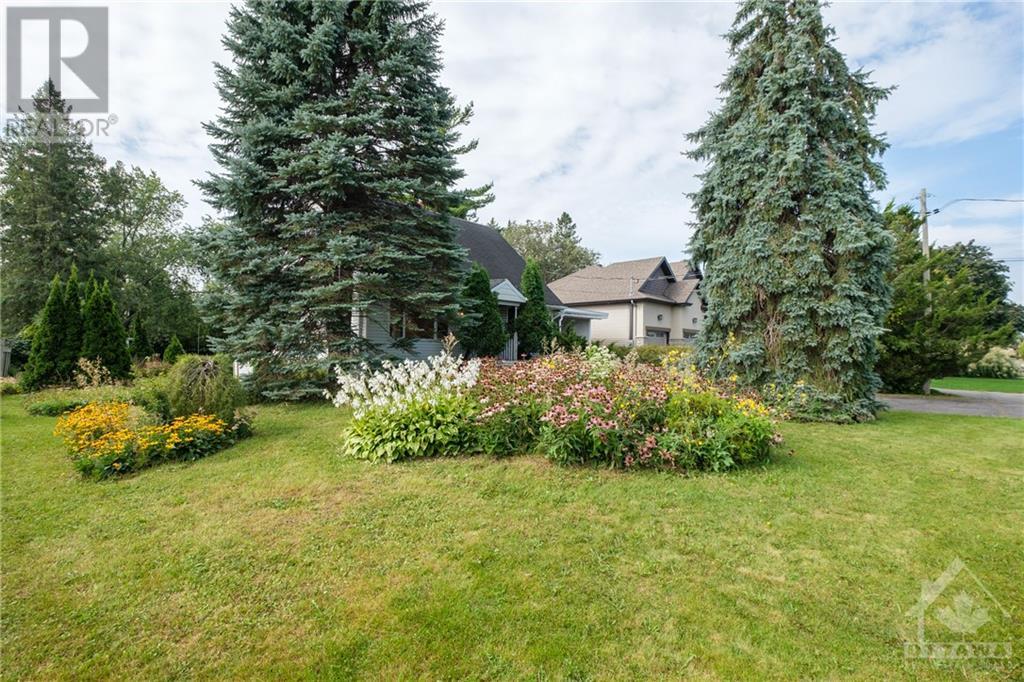 1130 Falaise Road, Ottawa, Ontario  K2E 6R5 - Photo 2 - 1366584