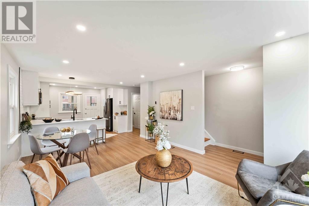 2420 Falcon Avenue, Ottawa, Ontario  K1V 8C7 - Photo 4 - 1367024