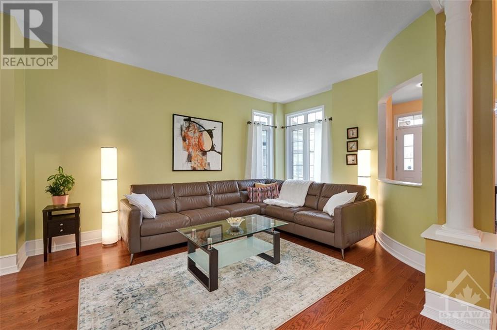 2208 Clendenan Crescent, Orleans, Ontario  K4A 4S9 - Photo 4 - 1367015