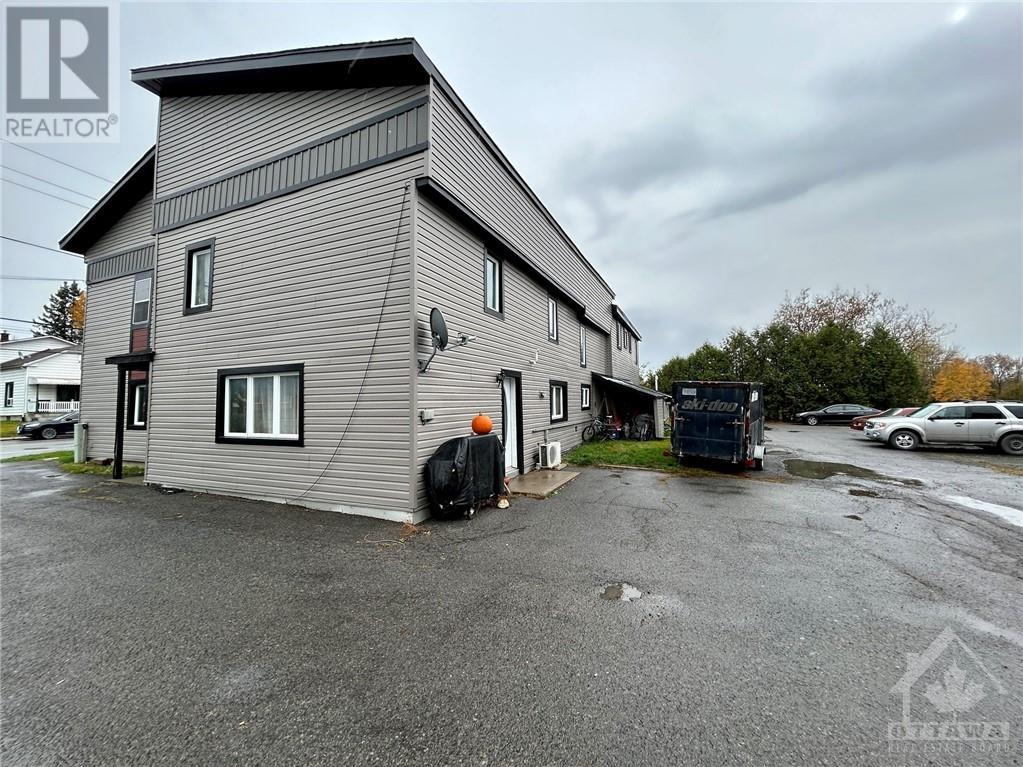 3874 Champlain Road, Bourget, Ontario  K0A 1E0 - Photo 4 - 1366877
