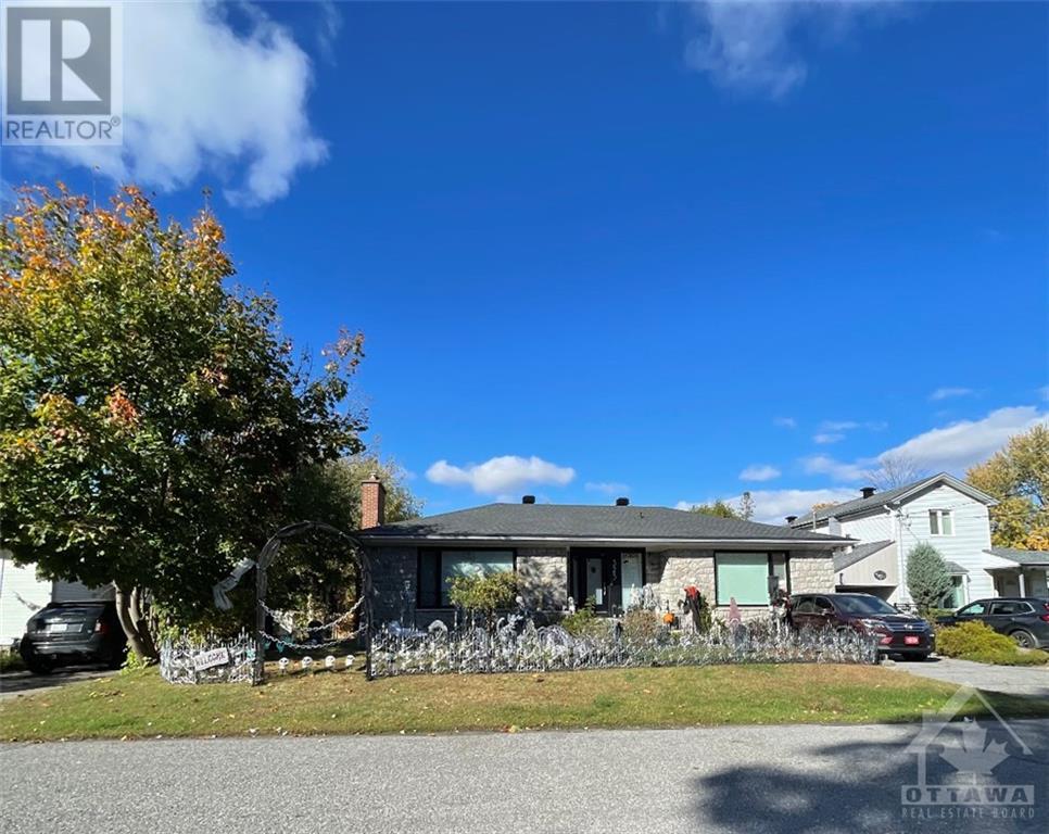 325 Beechgrove Avenue, Ottawa, Ontario  K1Z 6R4 - Photo 1 - 1365266
