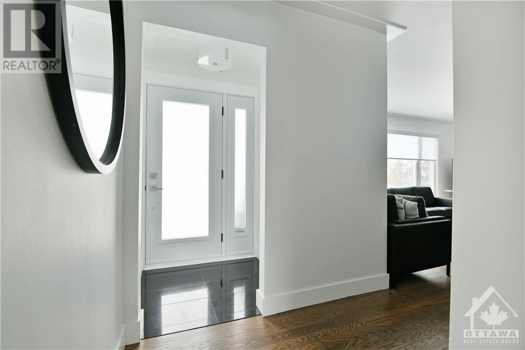 325 Beechgrove Avenue, Ottawa, Ontario  K1Z 6R4 - Photo 3 - 1365266