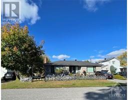 325 BEECHGROVE AVENUE, ottawa, Ontario