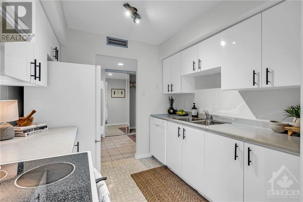 215 Parkdale Avenue Unit#301, Ottawa, Ontario  K1Y 4T8 - Photo 12 - 1367109