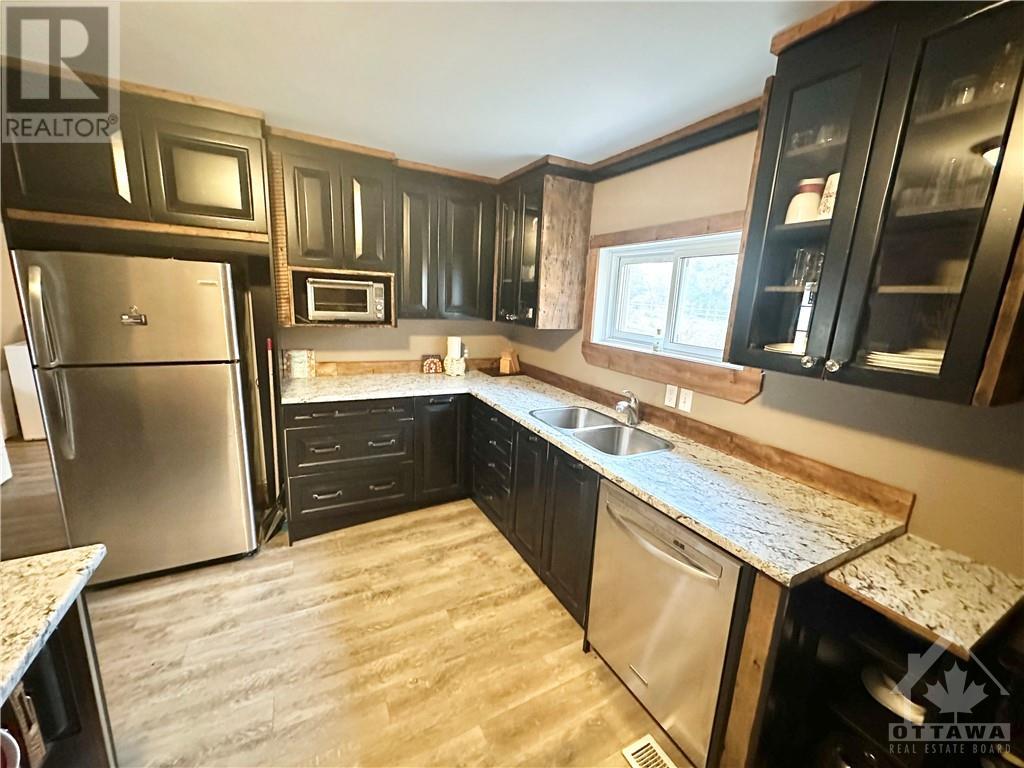 31 Manvers Station Road, Kawartha Lakes, Ontario  L0A 1K0 - Photo 13 - 1367041