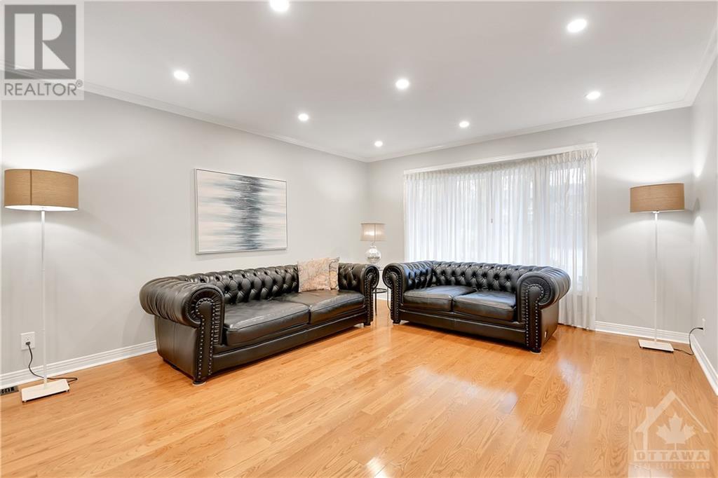 86 Country Club Drive, Ottawa, Ontario  K1V 9Y7 - Photo 5 - 1367000