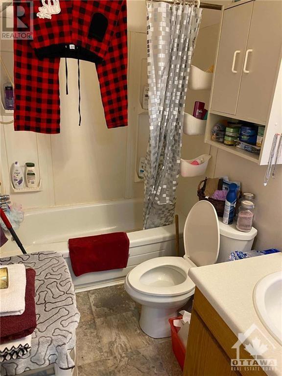 390 Miller Street, Pembroke, Ontario  K8A 5Z1 - Photo 6 - 1367111