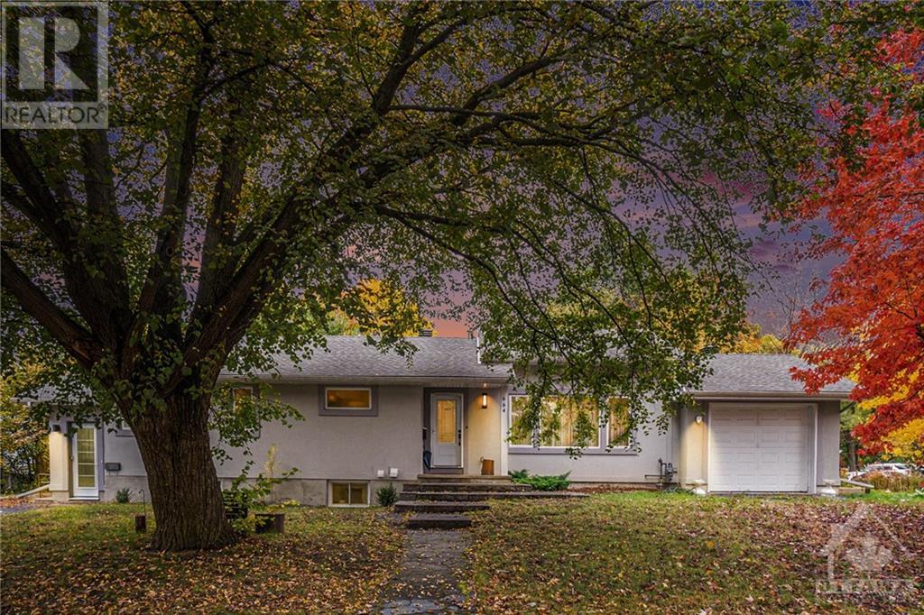 664 BATHURST AVENUE, ottawa, Ontario