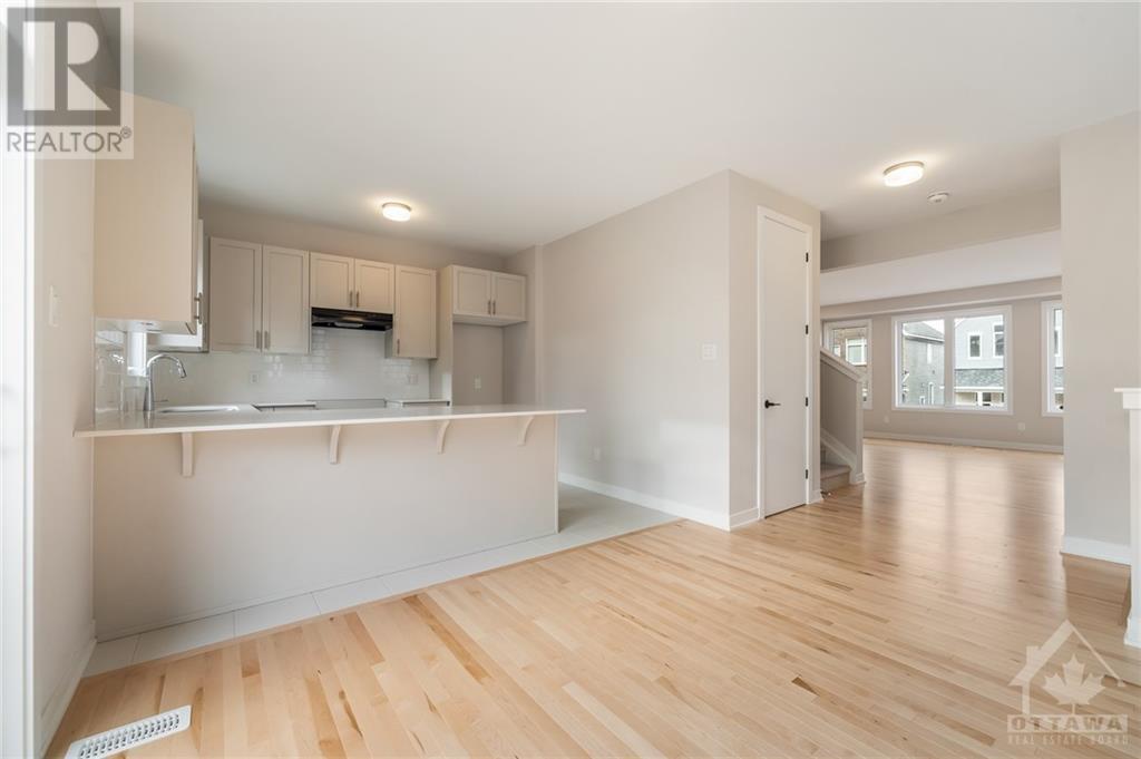 384 Appalachian Circle, Nepean, Ontario  K2C 3H2 - Photo 3 - 1366810