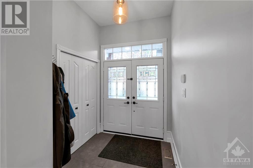 129 Osprey Crescent, Kanata, Ontario  K2M 2Z9 - Photo 3 - 1366872