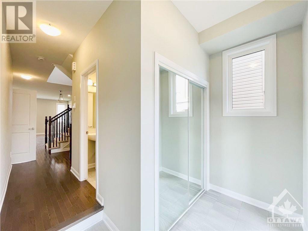 568 Lilith Street, Ottawa, Ontario  K2J 6Z5 - Photo 3 - 1367155