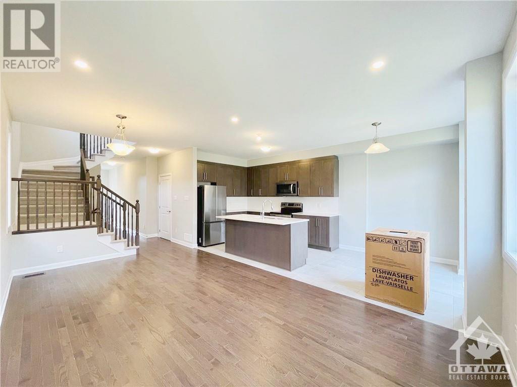 568 Lilith Street, Ottawa, Ontario  K2J 6Z5 - Photo 6 - 1367155
