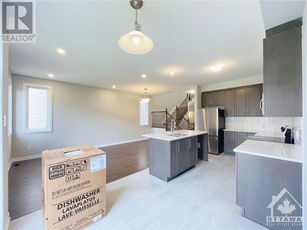 568 Lilith Street, Ottawa, Ontario  K2J 6Z5 - Photo 7 - 1367155