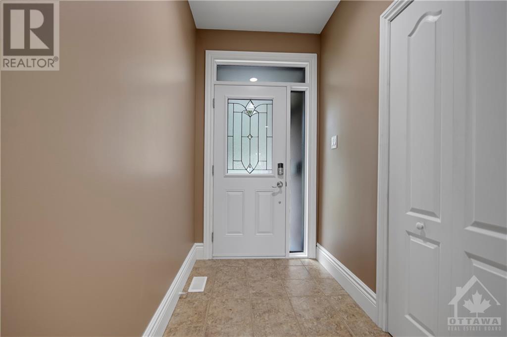 2136 Valenceville Crescent, Ottawa, Ontario  K4A 4K4 - Photo 4 - 1367176