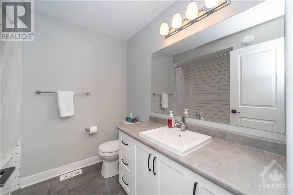 325 Central Park Boulevard, Russell, Ontario  K4R 1E5 - Photo 25 - 1367236