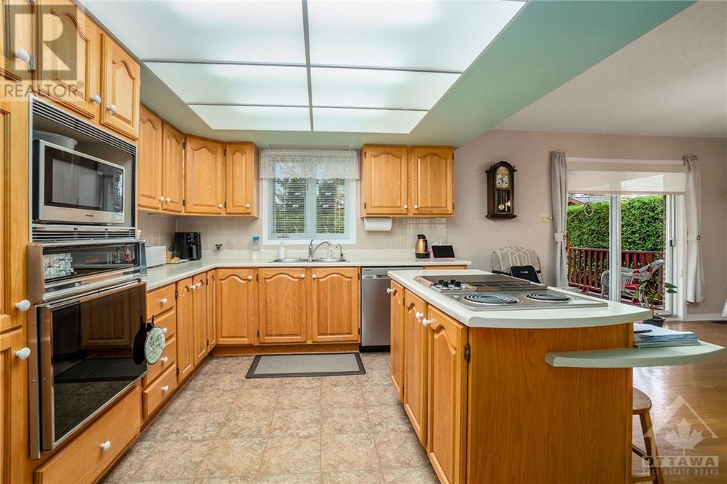 28 Lamadeleine Boulevard, Embrun, Ontario  K0A 1W0 - Photo 8 - 1366427