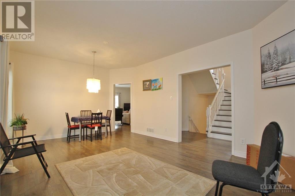 320 Shellbrook Way, Ottawa, Ontario  K1T 4E1 - Photo 4 - 1367215