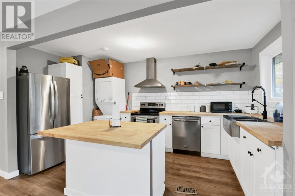 702 Roanoke Street, Ottawa, Ontario  K1K 2G4 - Photo 14 - 1366801