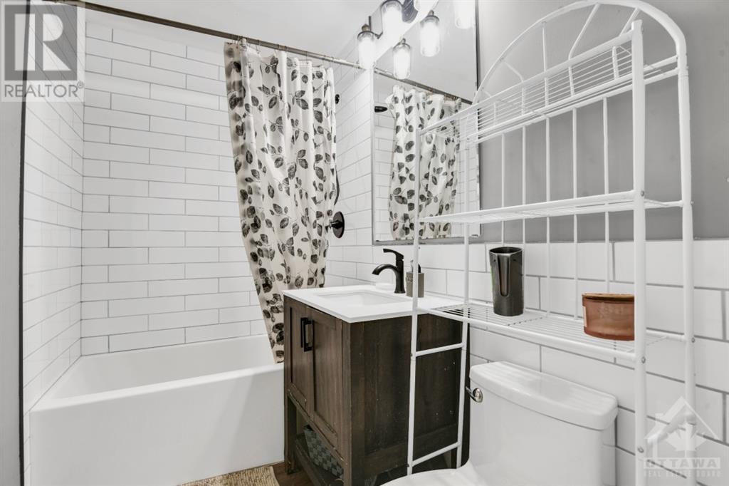 702 Roanoke Street, Ottawa, Ontario  K1K 2G4 - Photo 26 - 1366801