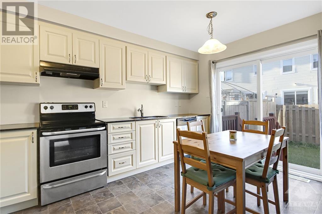 192 Conifer Creek Circle, Ottawa, Ontario  K2R 1G9 - Photo 11 - 1366488