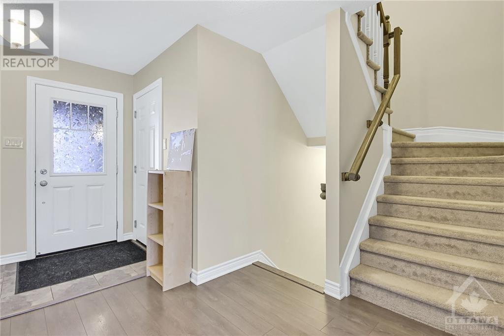 192 Conifer Creek Circle, Ottawa, Ontario  K2R 1G9 - Photo 4 - 1366488
