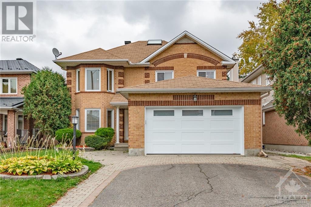 19 DALECROFT CRESCENT, ottawa, Ontario