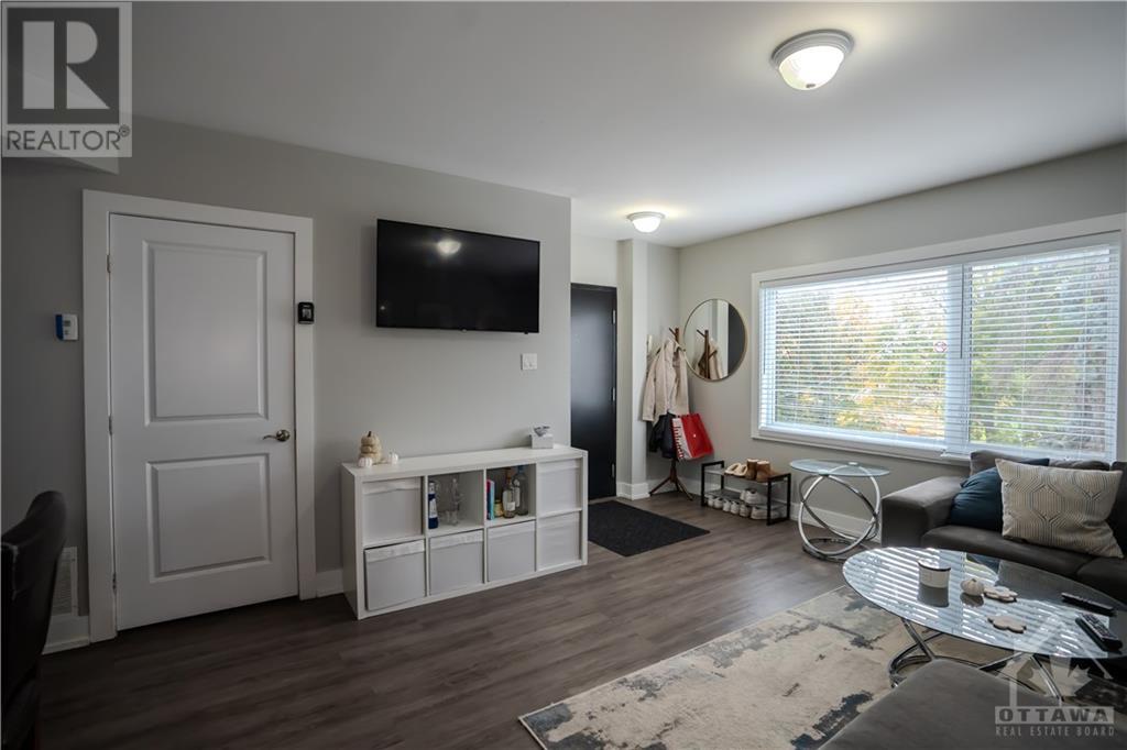119 Sweetland Avenue, Ottawa, Ontario  K1N 7V1 - Photo 4 - 1366988