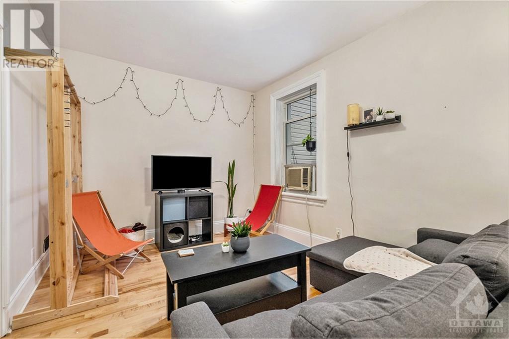 95-97 St Andrew Street W, Ottawa, Ontario  K1N 5G1 - Photo 3 - 1367108