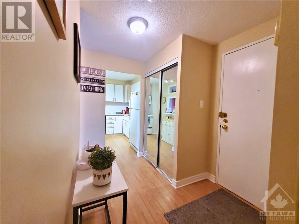 915 Elmsmere Road Unit#1012, Ottawa, Ontario  K1J 8H8 - Photo 4 - 1366915